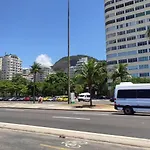 Ap 10 Min Da Praia De Copacabana, Leme & Shopping